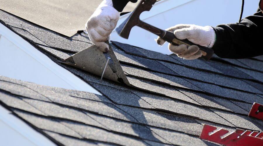Professional metal roof installation in Lincolnville, KS